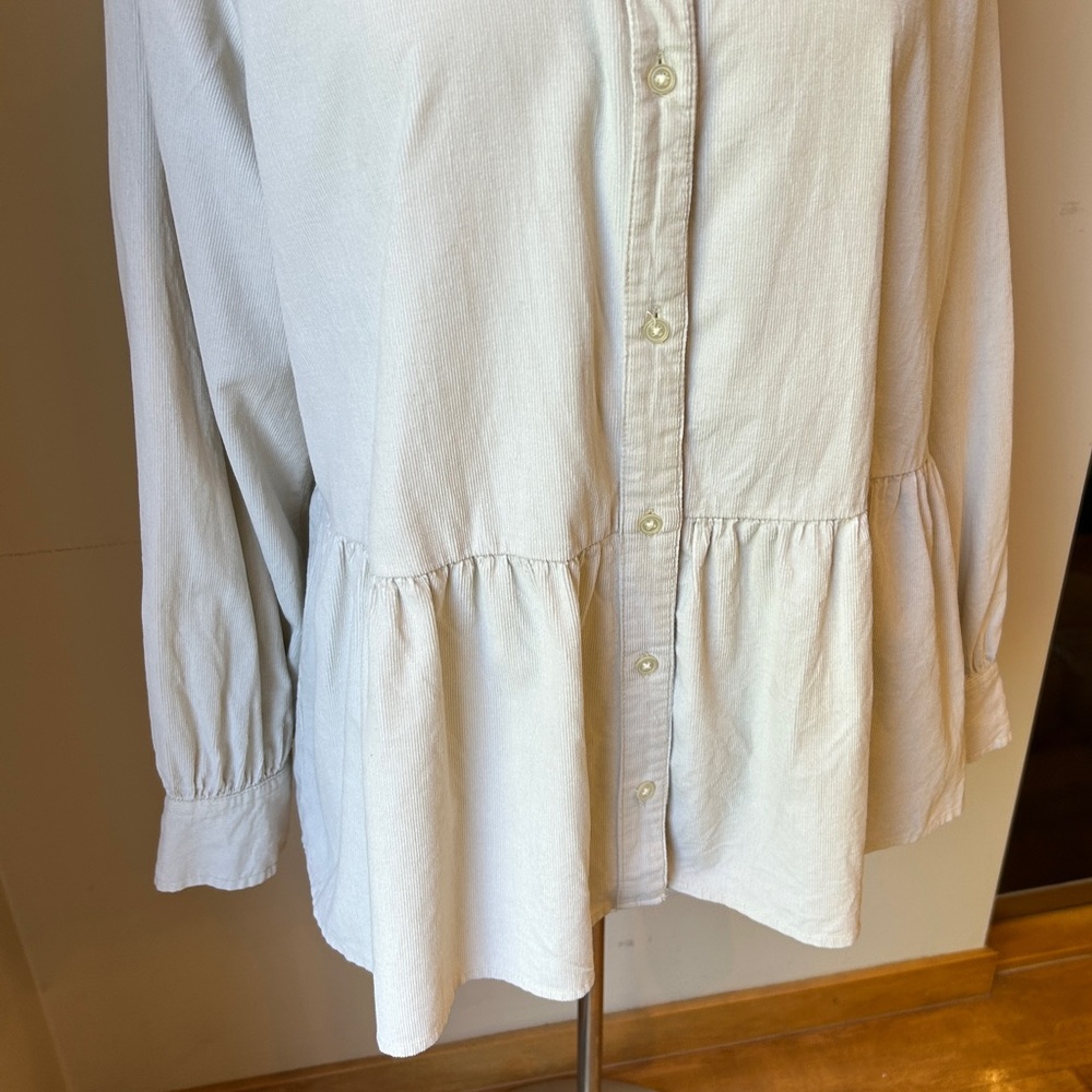 Lightweight Corduroy Peplum button down top by Loft - Picture 3 of 7